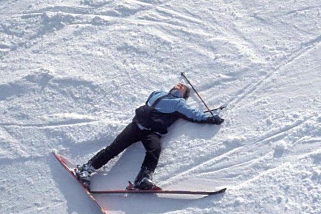 Slowake erlitt bei Ski-Sturz schwere Kopfverletzungen - Klösterle | VOL.AT