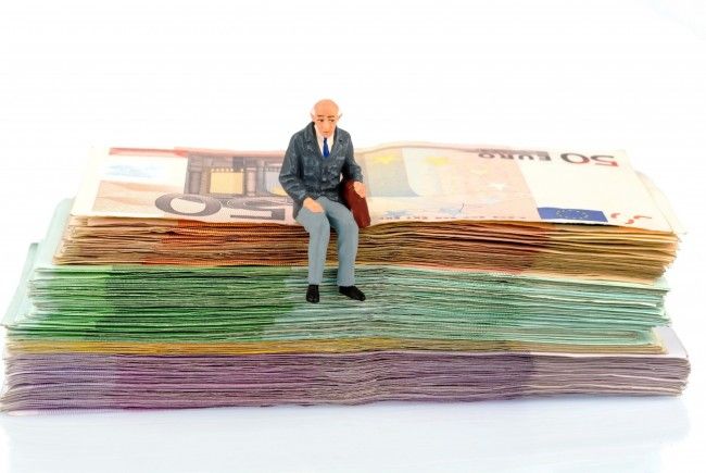 Werden Luxuspensionen ausreichend gekürzt? | VOL.AT