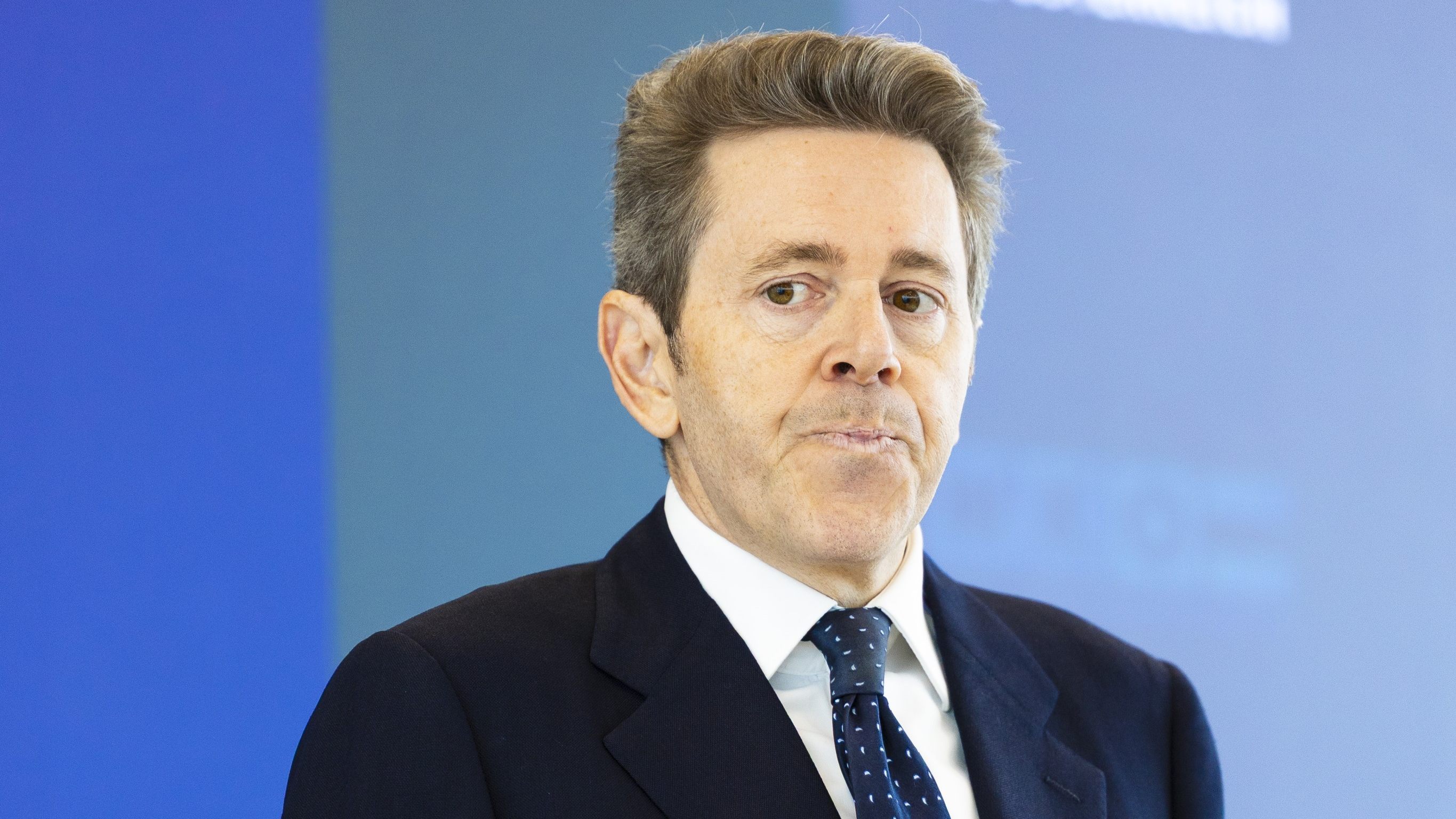 Der Druck auf ihn wurde über die letzten Tage zu groß: Jetzt hat Harald Mahrer seinen Rückzug von der Spitze der Wirtschaftskammer Österreich bestätigt.