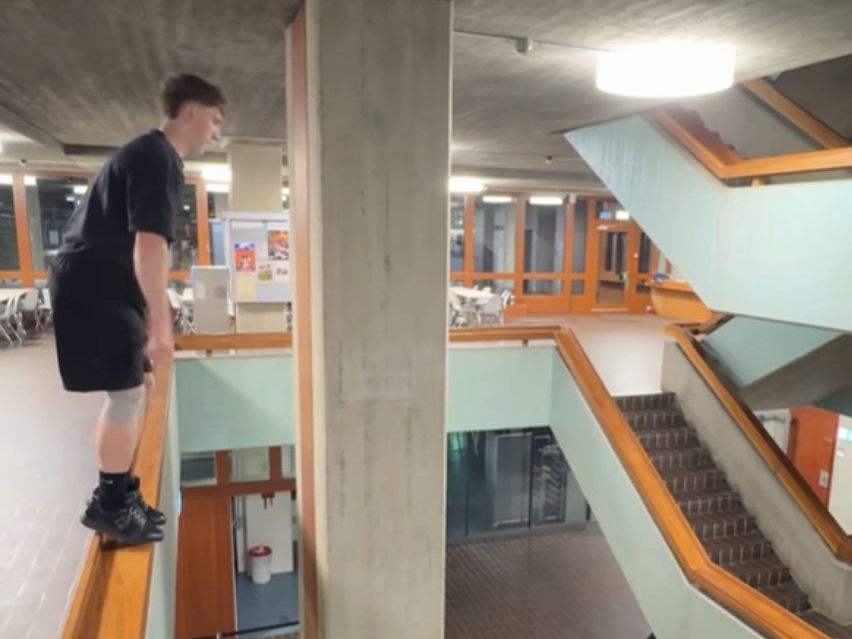 Parkour-Stunt an Gymnasium sorgt für Aufsehen