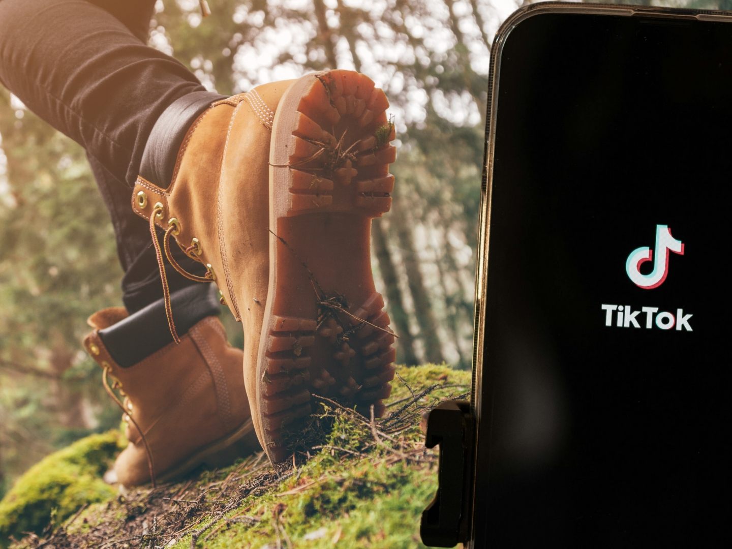 Gefährliche Tiktok-Wanderung: Bergwacht rettet zwei junge Erwachsene. (Symbolbild)